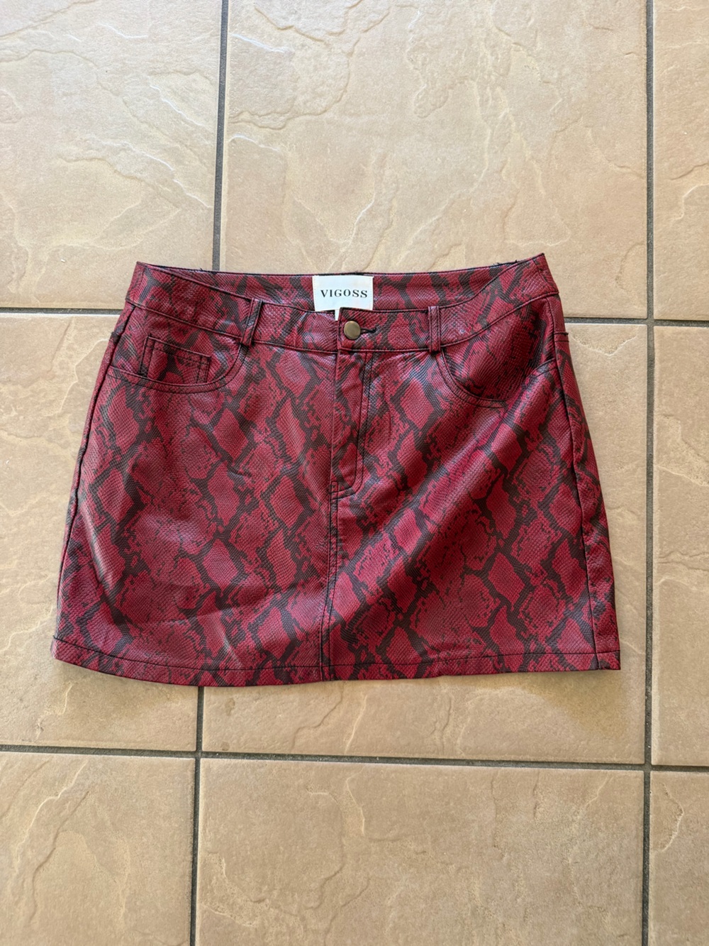 Vigoss Red and Black Snakeskin Print Mini Skirt